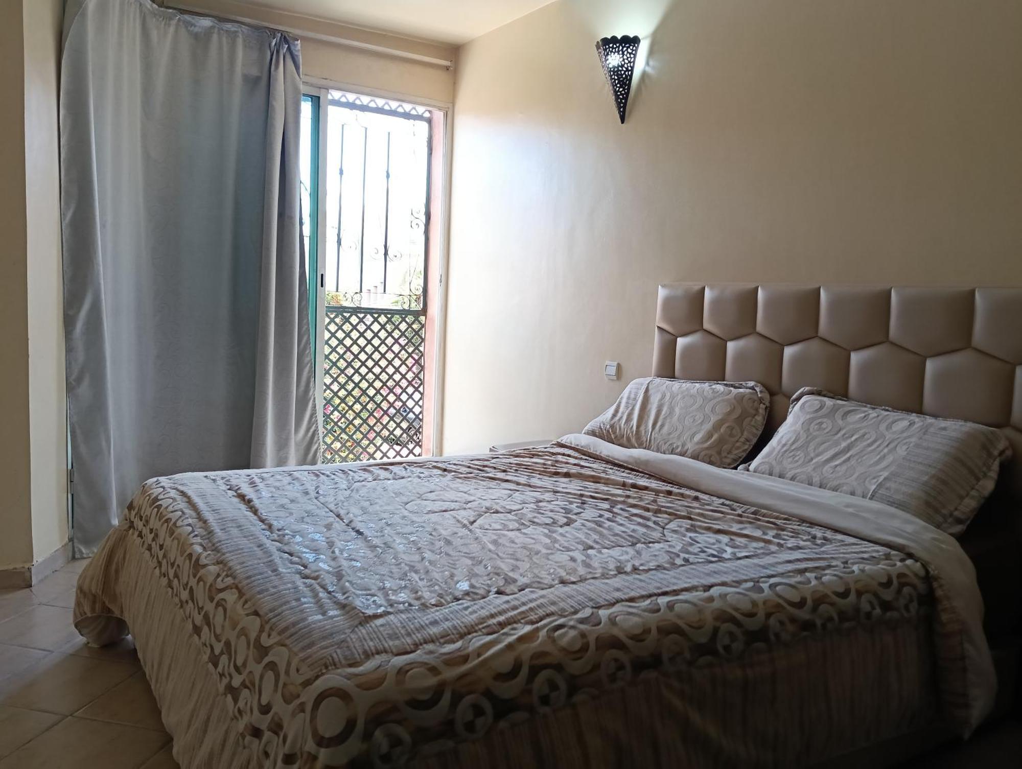 Charmant Appartement Dans Un Quartier Chic Et Calme Marrakesch Exterior foto
